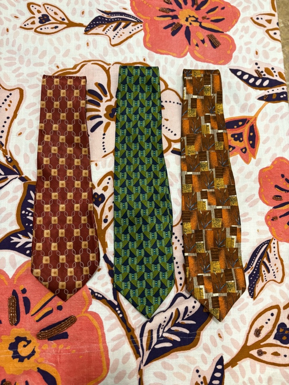 Ermenegildo Zegna & Valentino Men’s Silk Tie Bundle